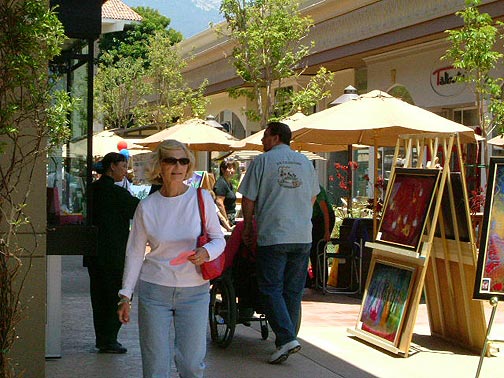 Lacumbre artwalk in Santa Barbara is looking for artists and craftsmen